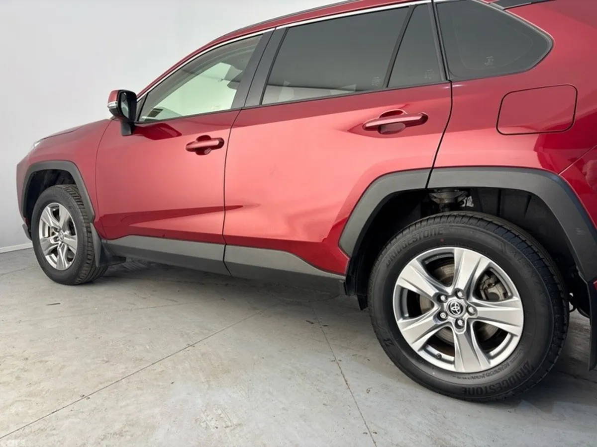 Toyota RAV4 SUV, Petrol Hybrid, 2023, Red
