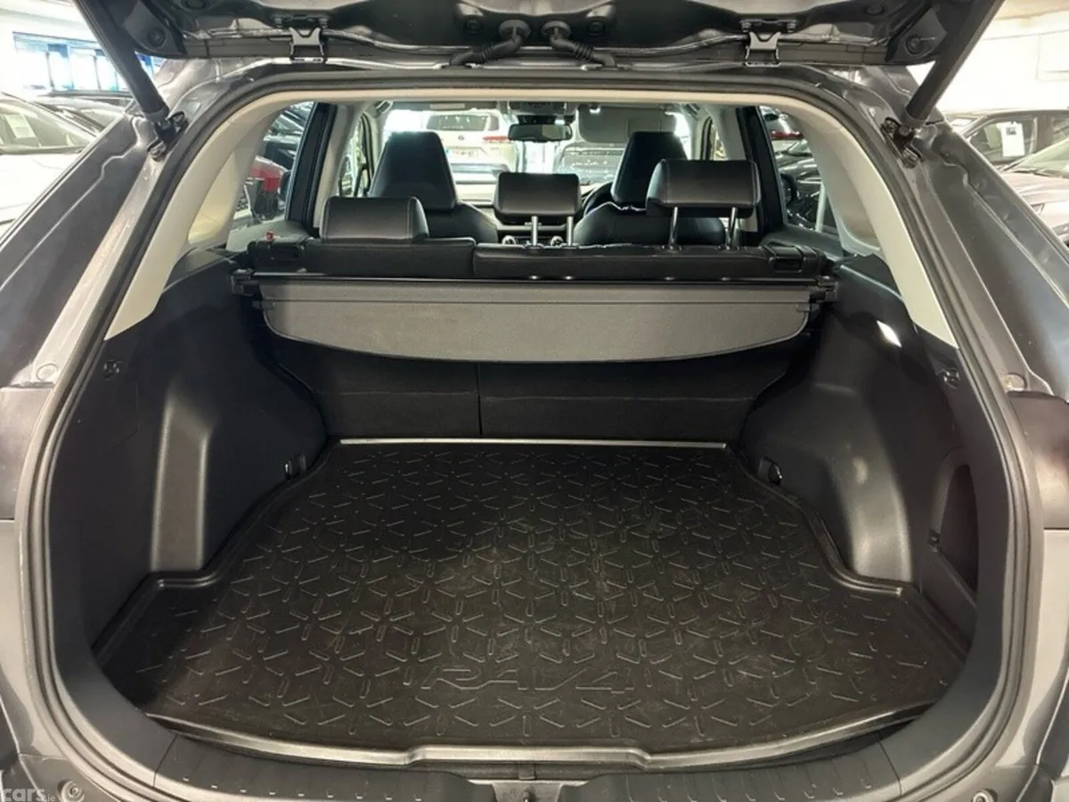 Toyota RAV4 SUV, Petrol Hybrid, 2023, Grey