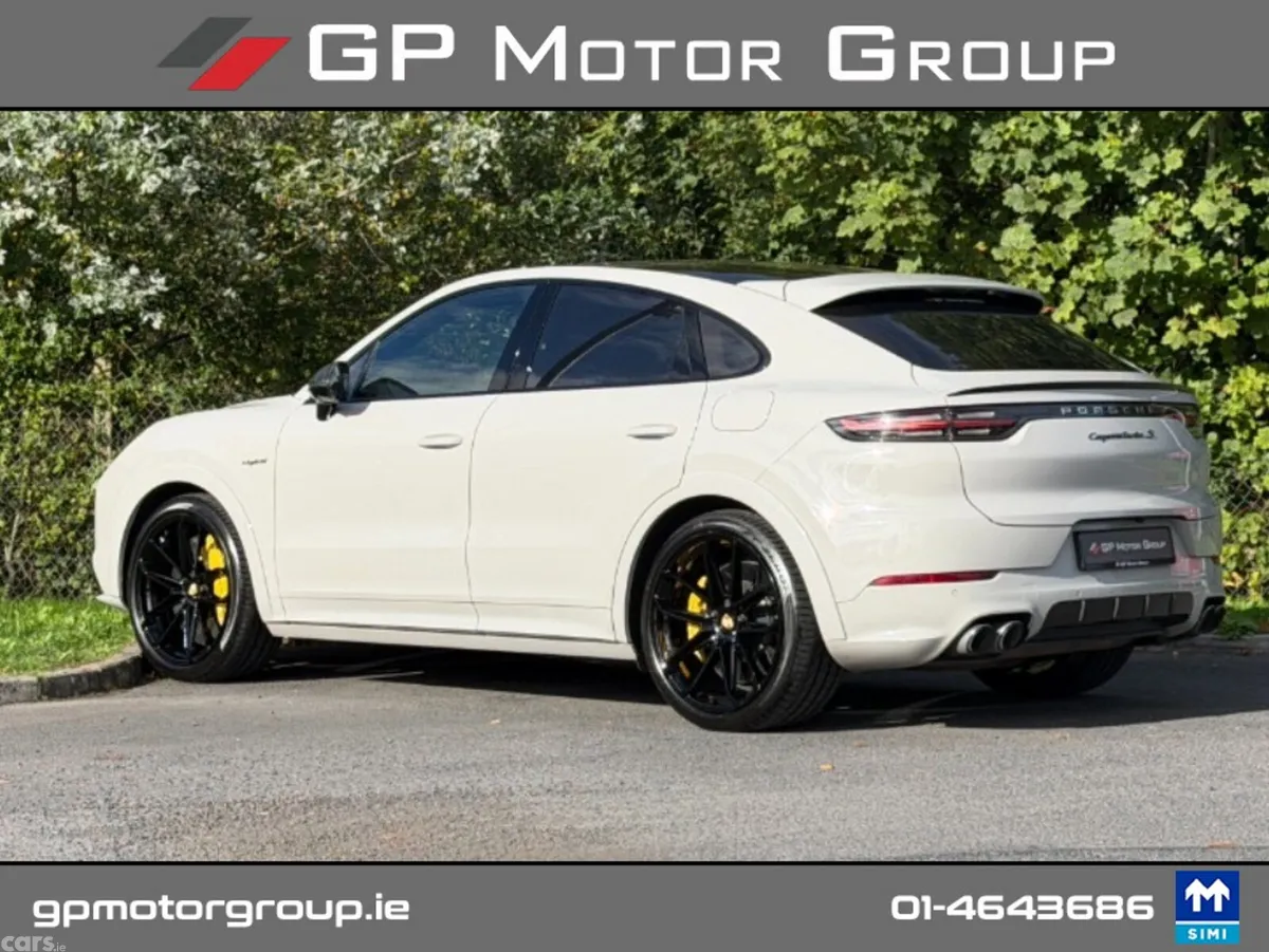 Porsche Cayenne Coupe, Petrol Plug-in Hybrid, 2020, Grey
