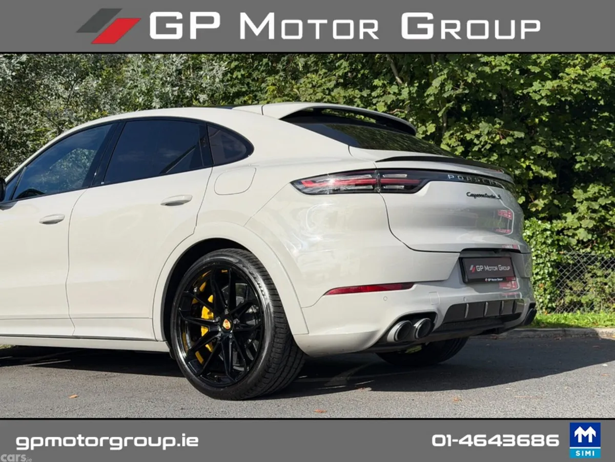 Porsche Cayenne Coupe, Petrol Plug-in Hybrid, 2020, Grey