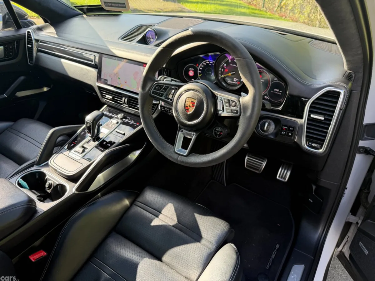 Porsche Cayenne Coupe, Petrol Plug-in Hybrid, 2020, Grey