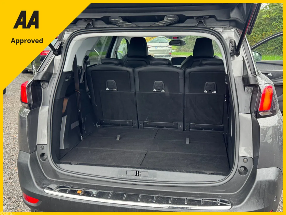 Peugeot 5008 MPV, Diesel, 2019, Grey