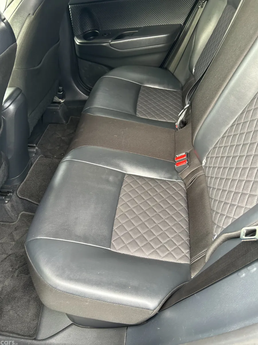 Toyota C-HR SUV, Petrol Hybrid, 2021, Grey