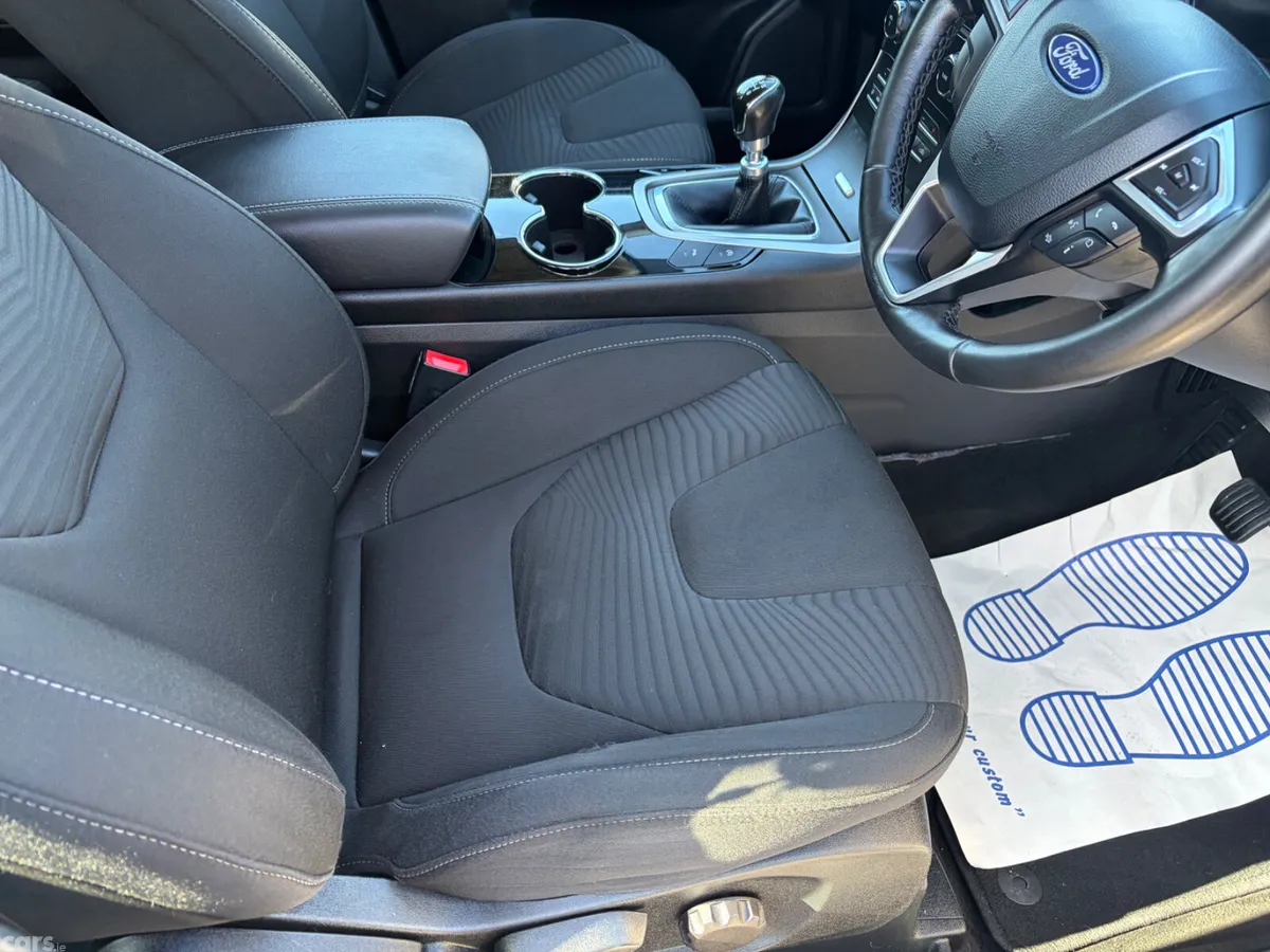 Ford S-Max MPV, Diesel, 2016, Silver