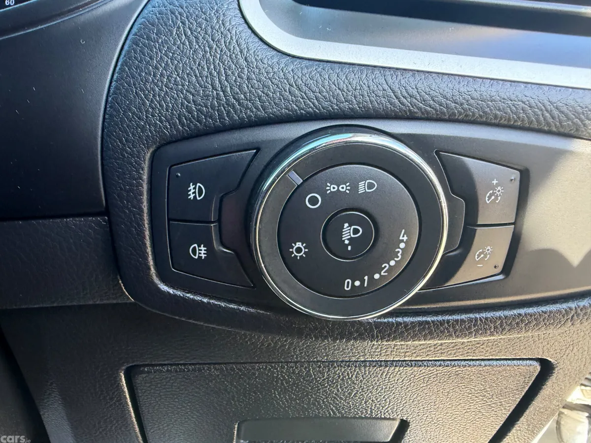 Ford S-Max MPV, Diesel, 2016, Silver
