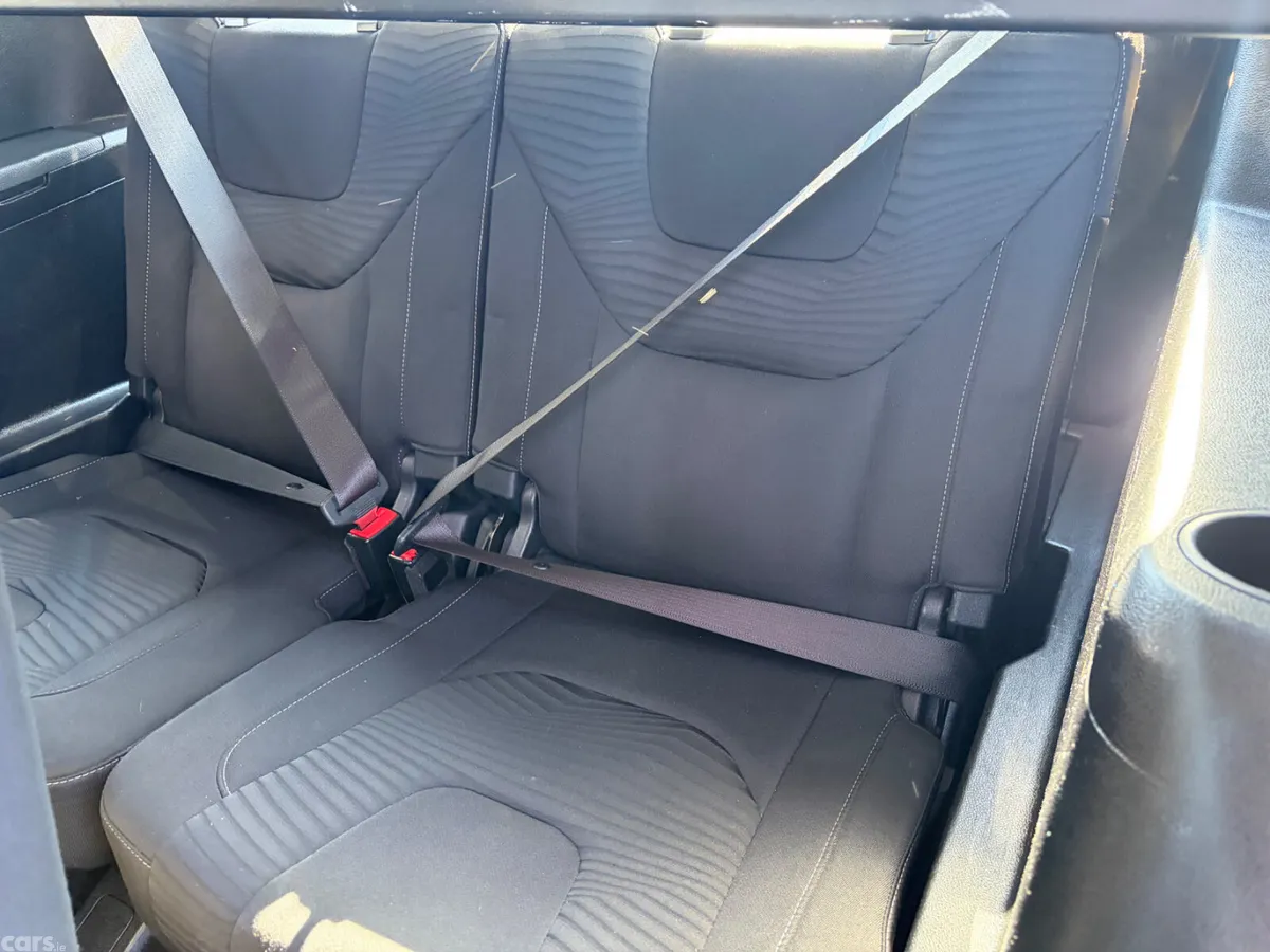 Ford S-Max MPV, Diesel, 2016, Silver