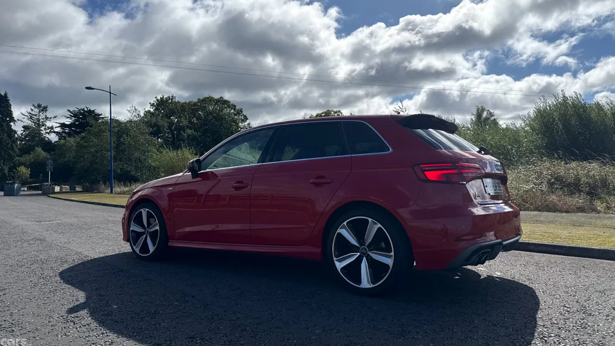 Audi A3 Hatchback, Diesel, 2018, Red