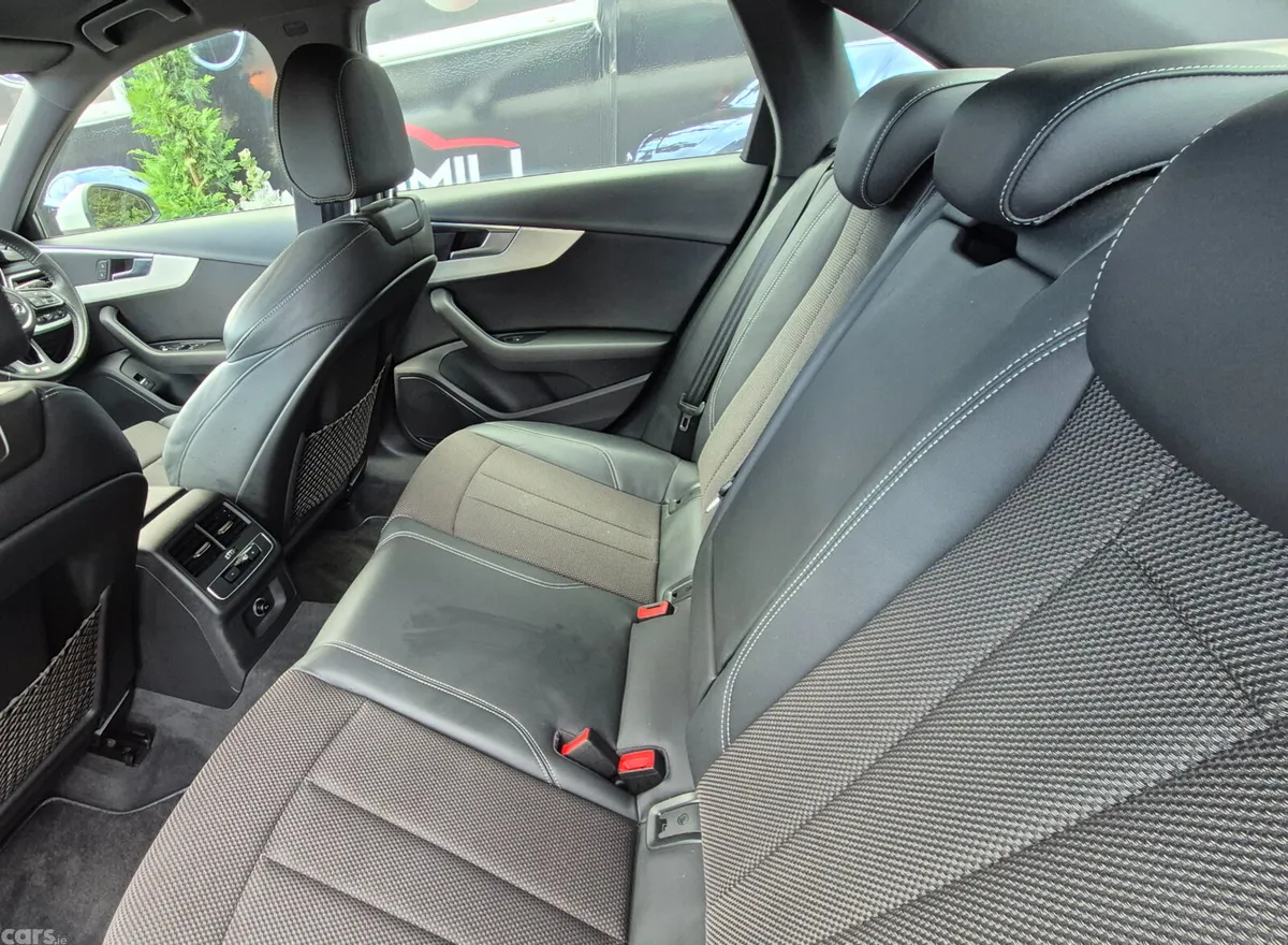 Audi A4 Saloon, Petrol, 2017, White