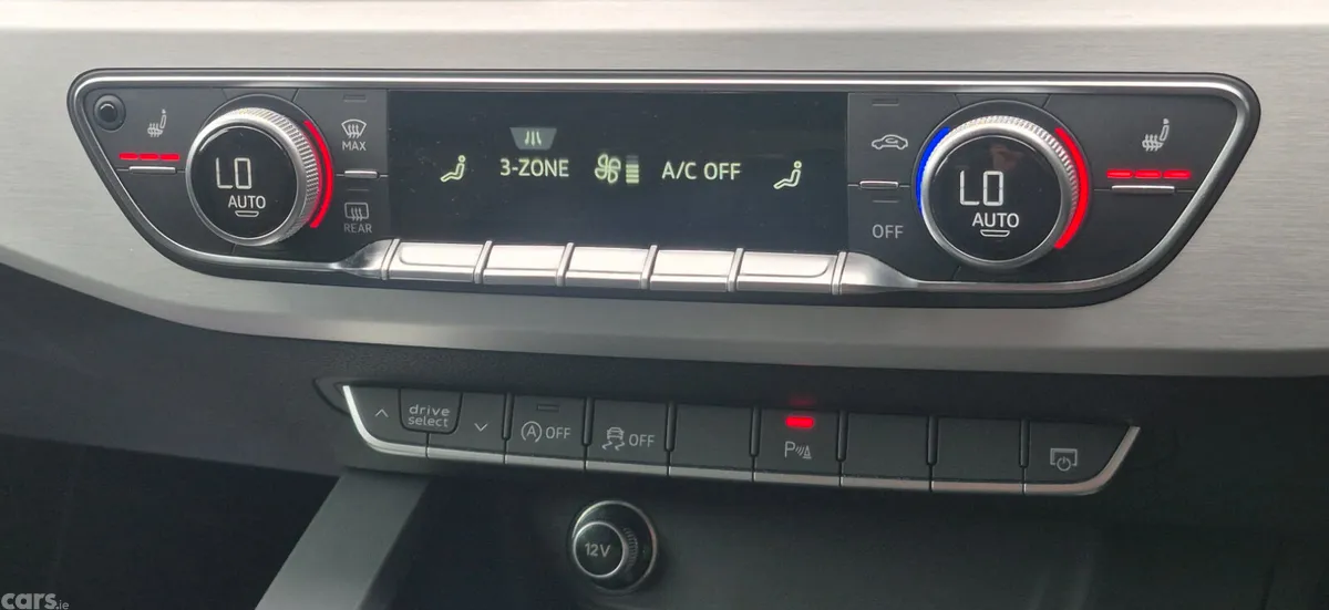 Audi A4 Saloon, Petrol, 2017, White