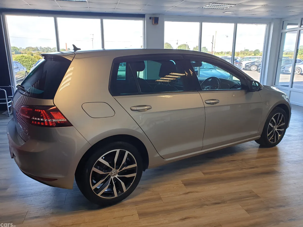 Volkswagen Golf Hatchback, Diesel, 2017, Silver