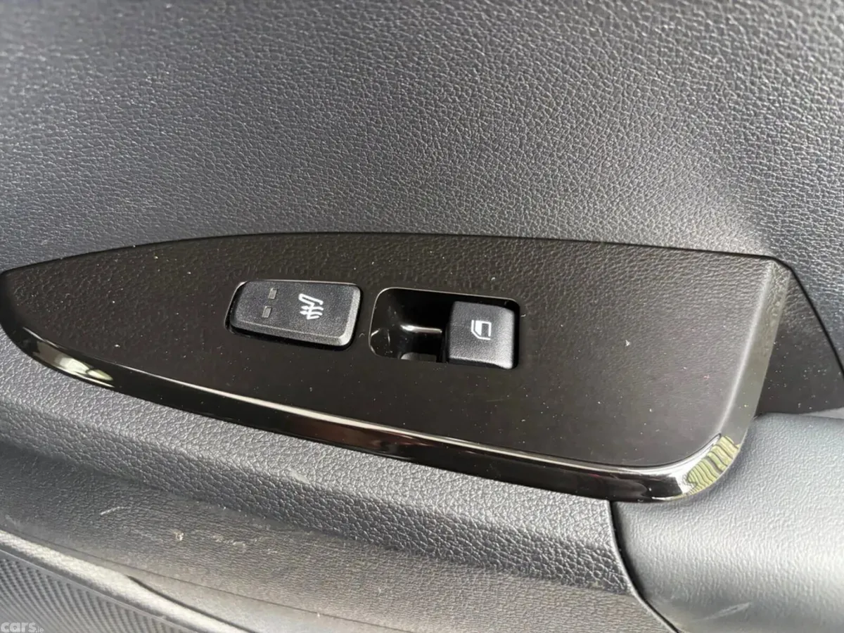 Kia Sportage SUV, Petrol Hybrid, 2023, Grey