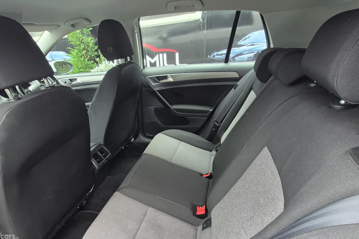 Volkswagen Golf Saloon, Petrol, 2014, White