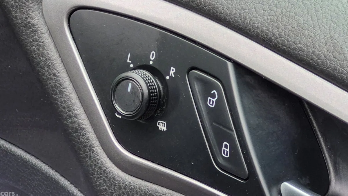 Volkswagen Golf Saloon, Petrol, 2014, White