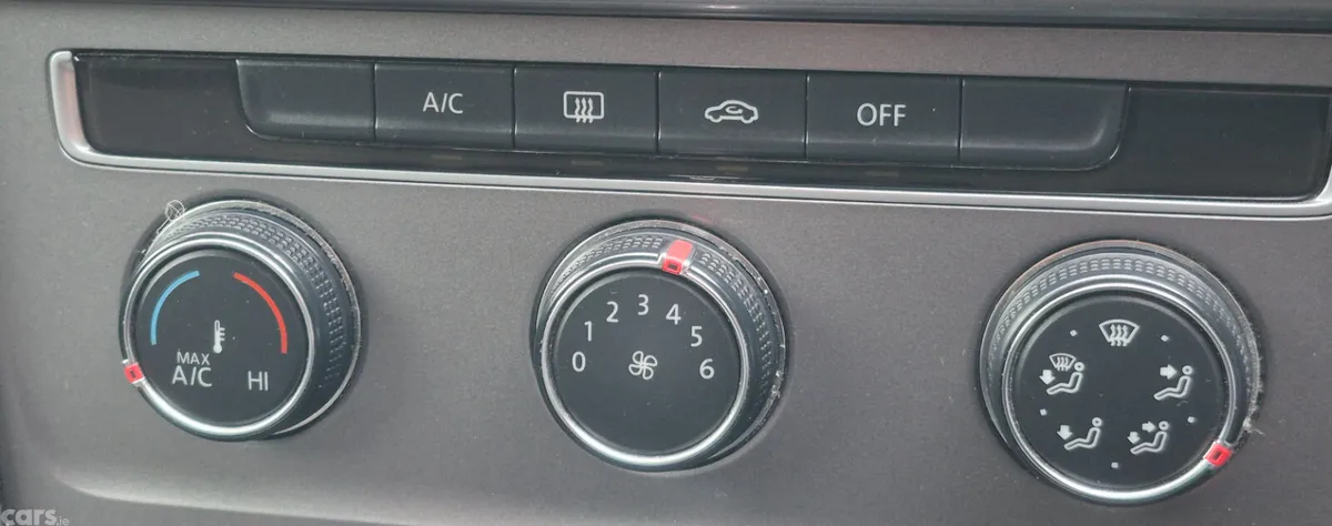 Volkswagen Golf Saloon, Petrol, 2014, White
