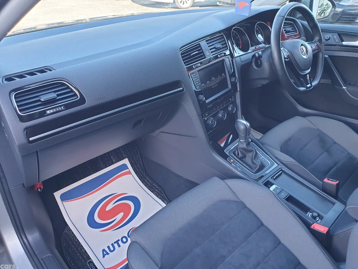 Volkswagen Golf Hatchback, Diesel, 2017, Silver