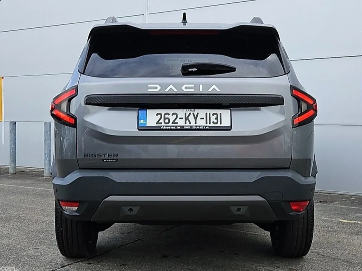 Dacia Bigster Hatchback, Petrol Hybrid, 2026, Grey