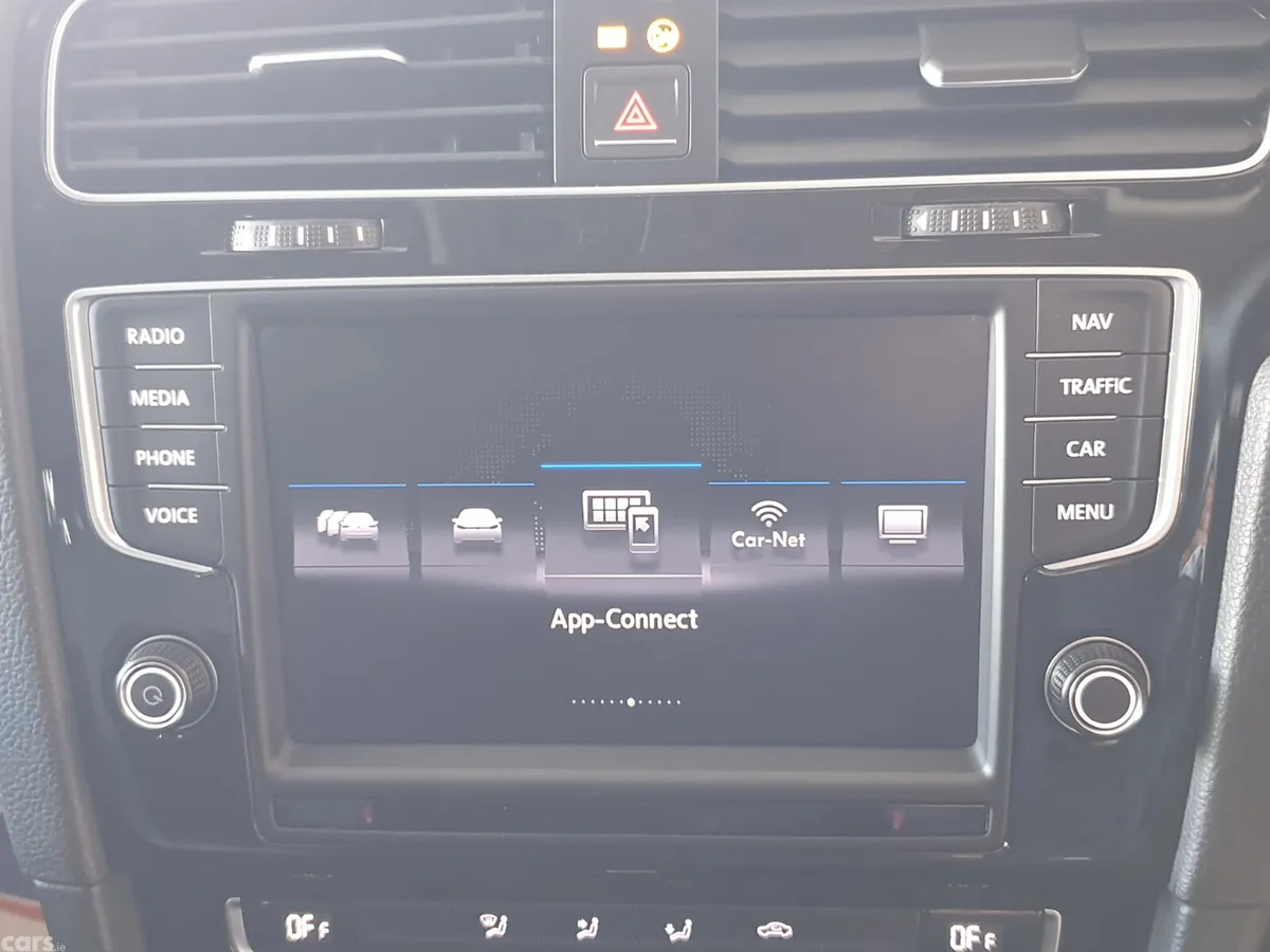Volkswagen Golf Hatchback, Diesel, 2017, Silver