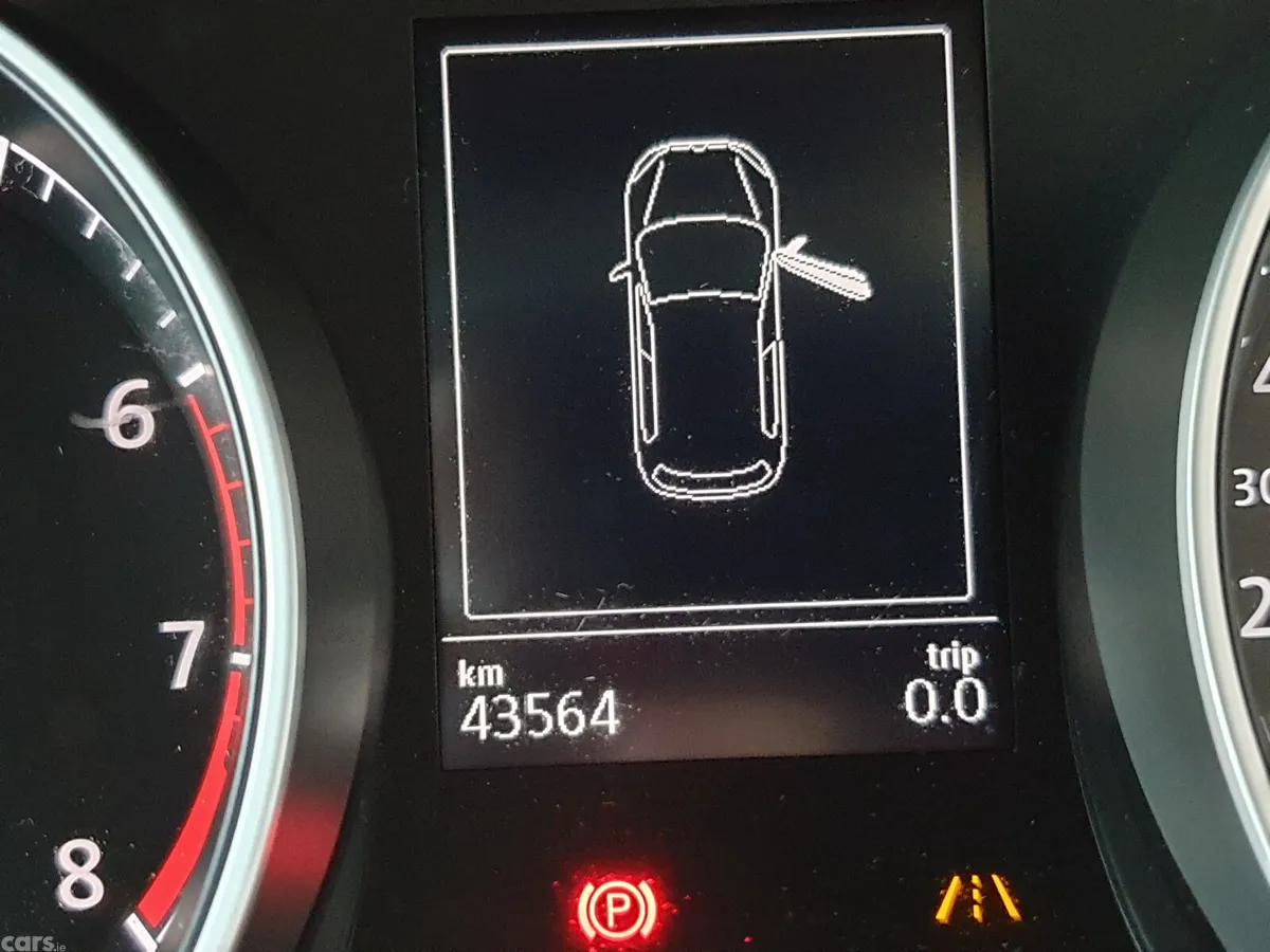 Volkswagen Golf Hatchback, Diesel, 2017, Silver