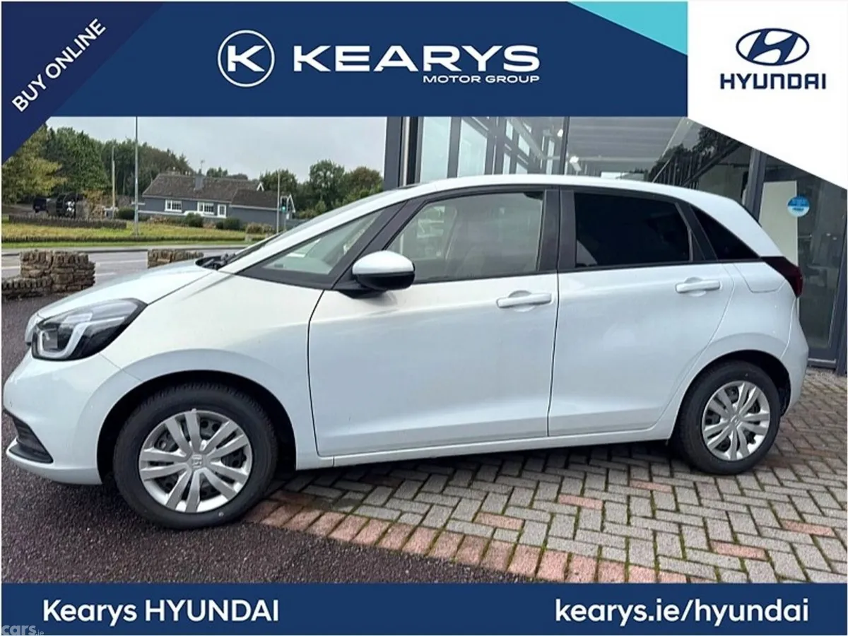 Honda Fit Hatchback, Petrol Hybrid, 2023, White