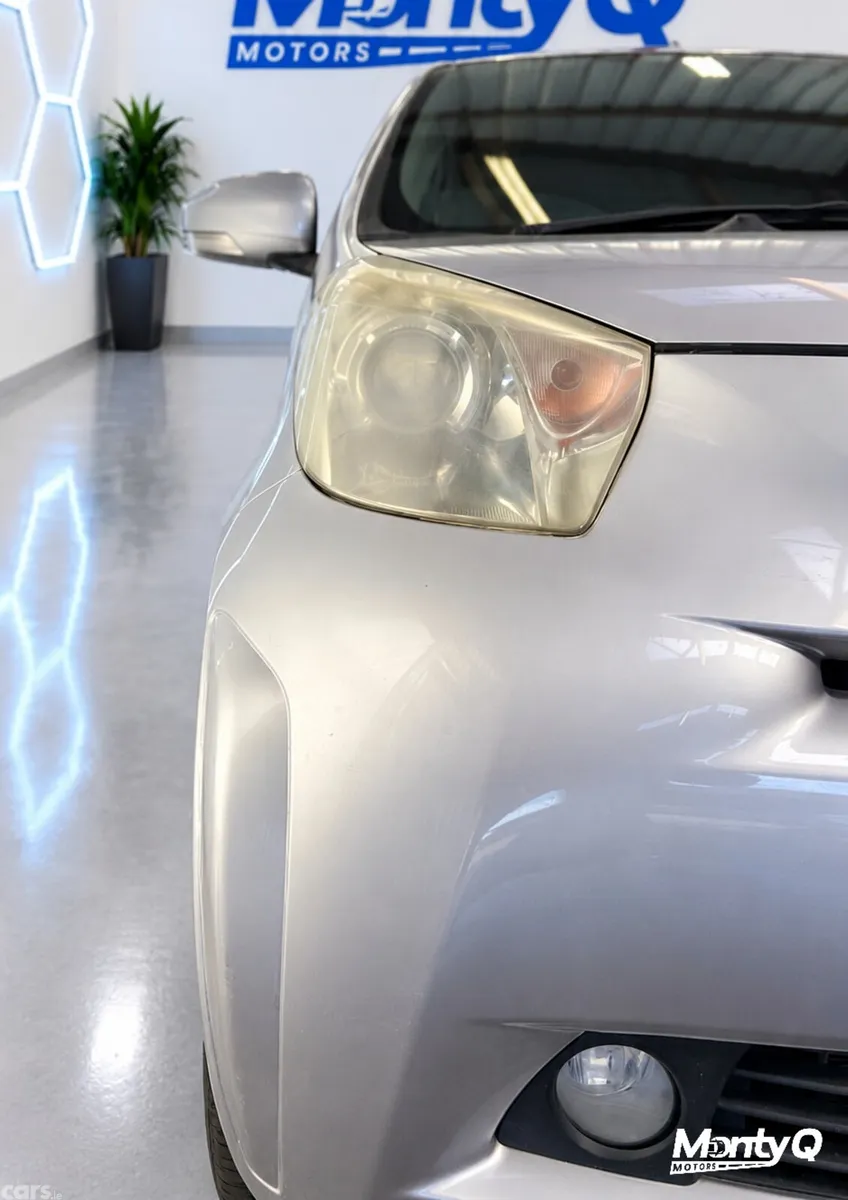 Toyota iQ Hatchback, Petrol, 2011, Silver