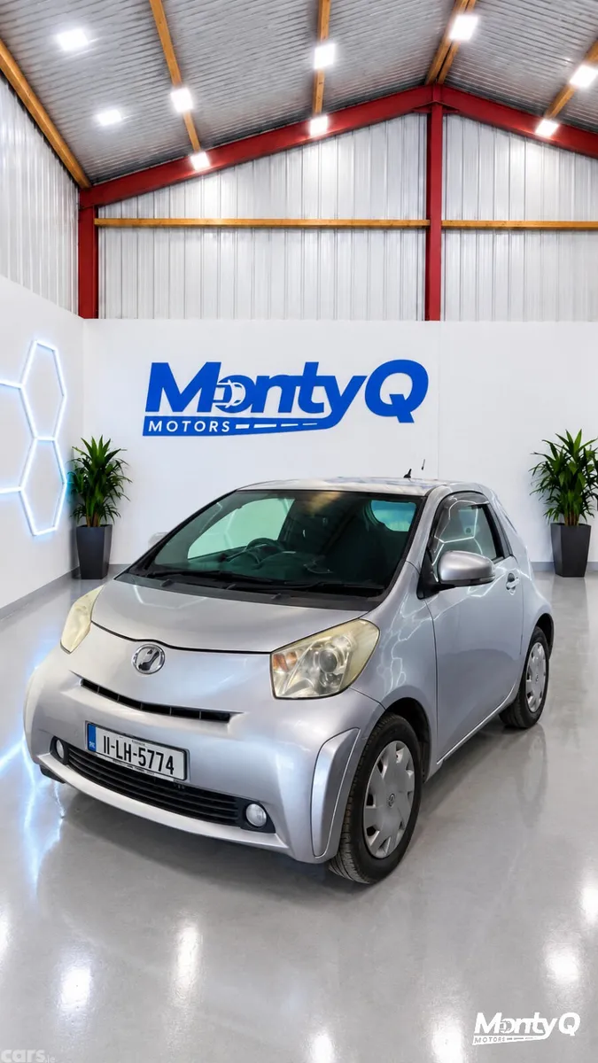 Toyota iQ Hatchback, Petrol, 2011, Silver
