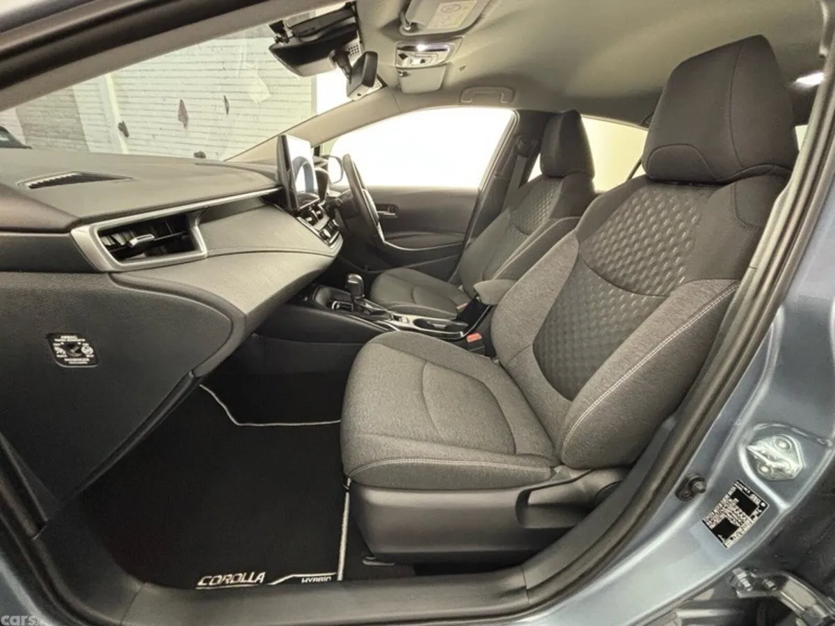 Toyota Corolla Saloon, Petrol Hybrid, 2023, Grey