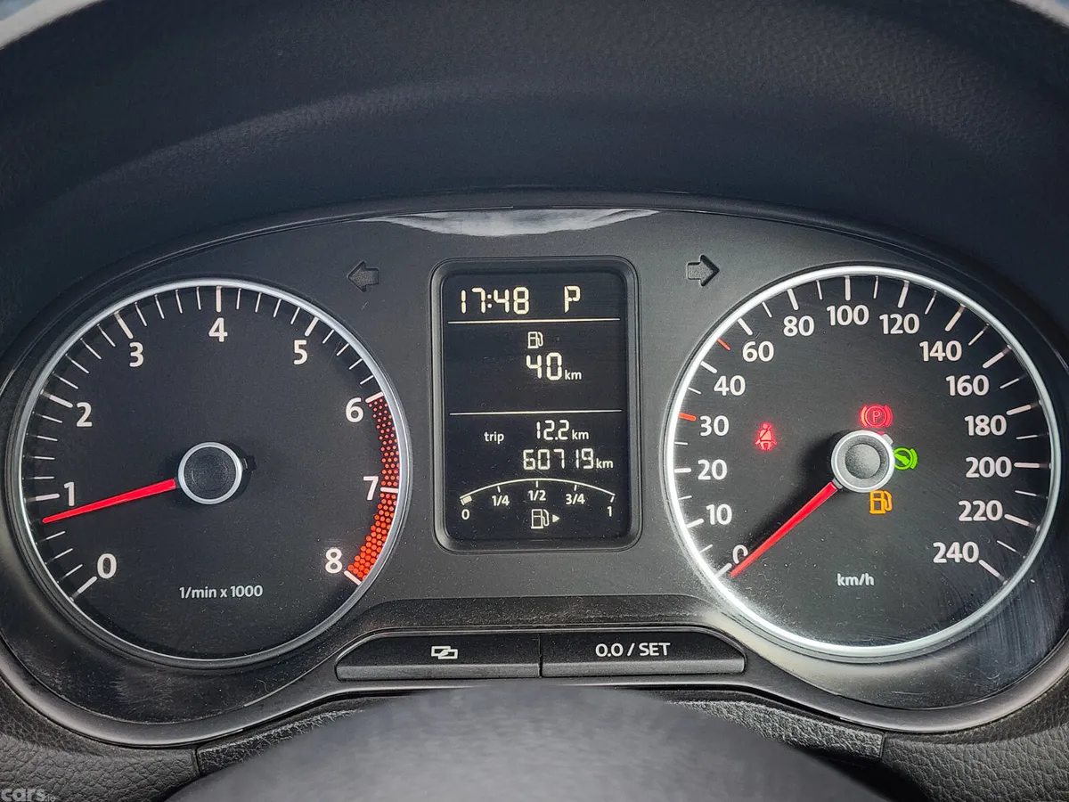 Volkswagen Polo Hatchback, Petrol, 2011, Black