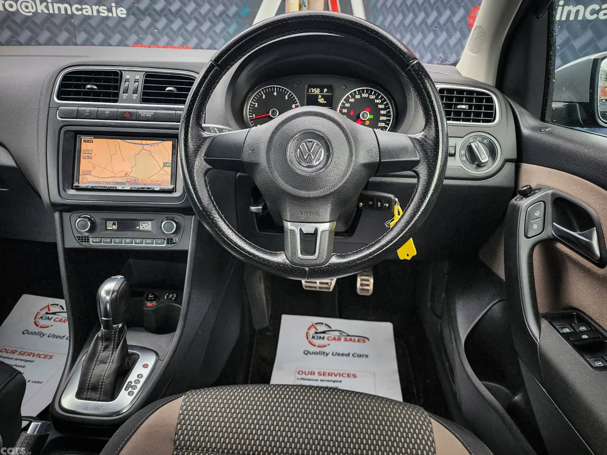 Volkswagen Polo Hatchback, Petrol, 2011, Black