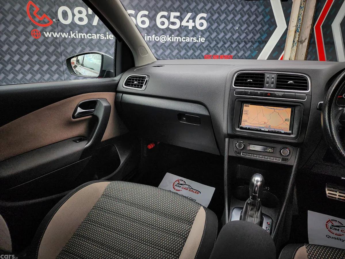 Volkswagen Polo Hatchback, Petrol, 2011, Black