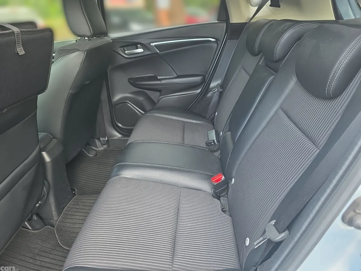 Honda Fit Hatchback, Petrol Hybrid, 2019, Blue