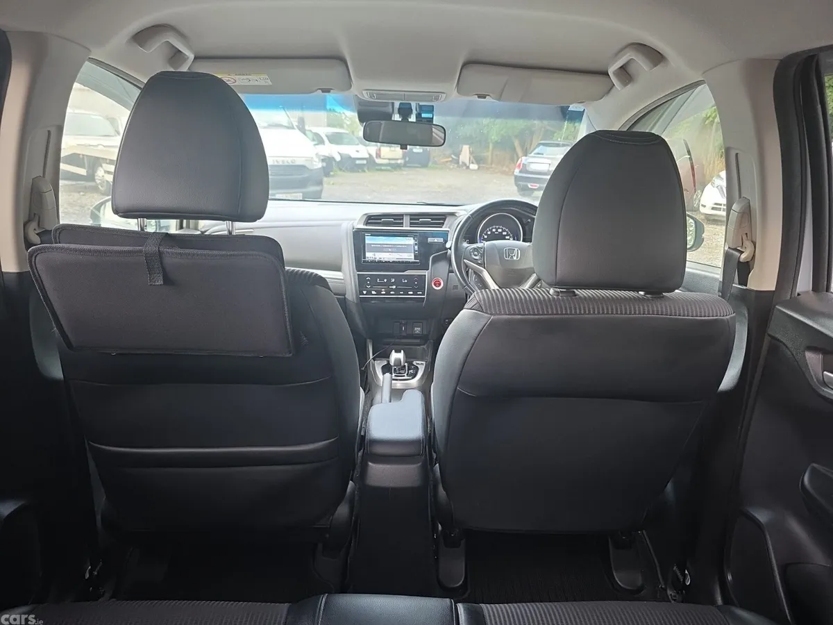 Honda Fit Hatchback, Petrol Hybrid, 2019, Blue