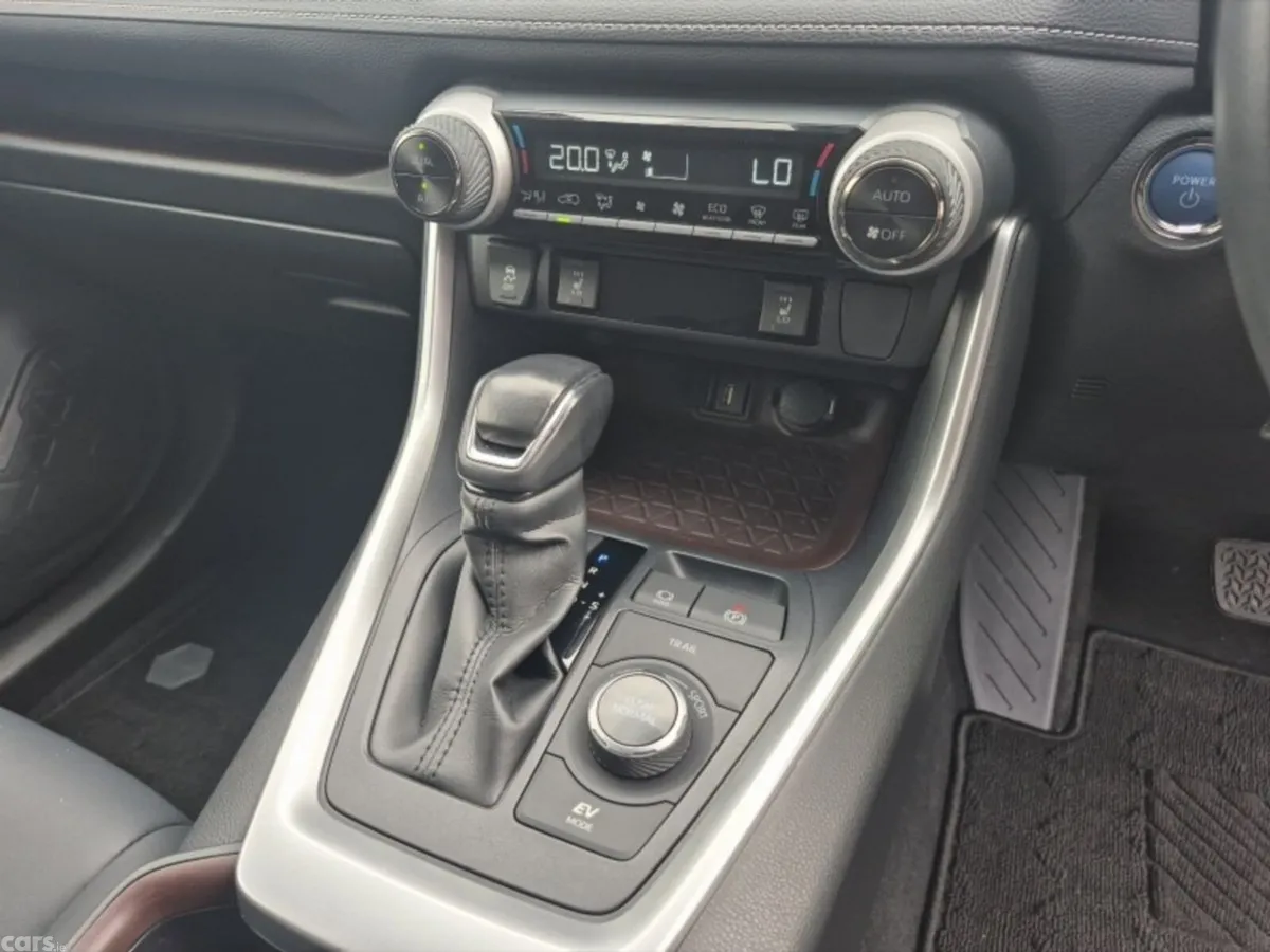 Toyota RAV4 SUV, Petrol Hybrid, 2021, Black