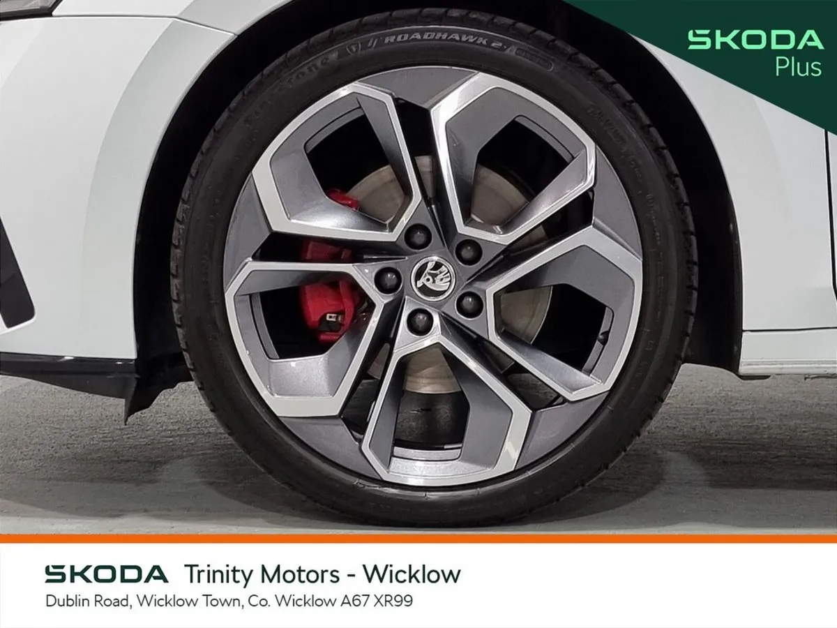 Skoda Octavia Estate, Diesel, 2024, White
