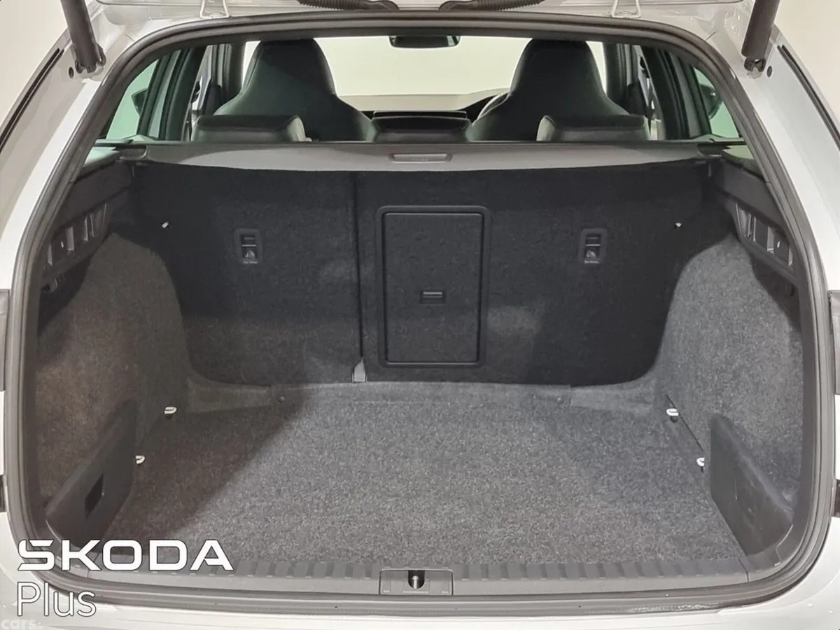 Skoda Octavia Estate, Diesel, 2024, White