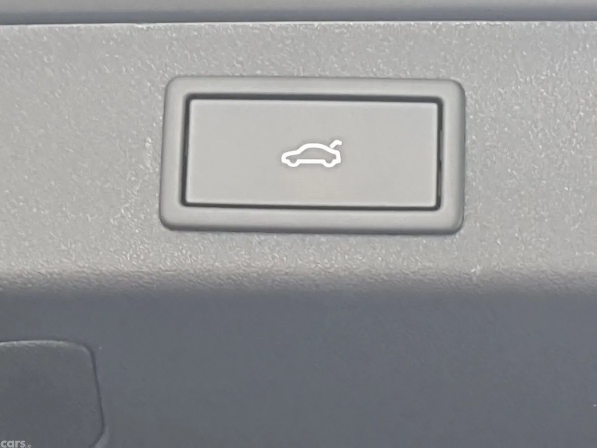 Skoda Kodiaq SUV, Petrol Plug-in Hybrid, 2026, Grey