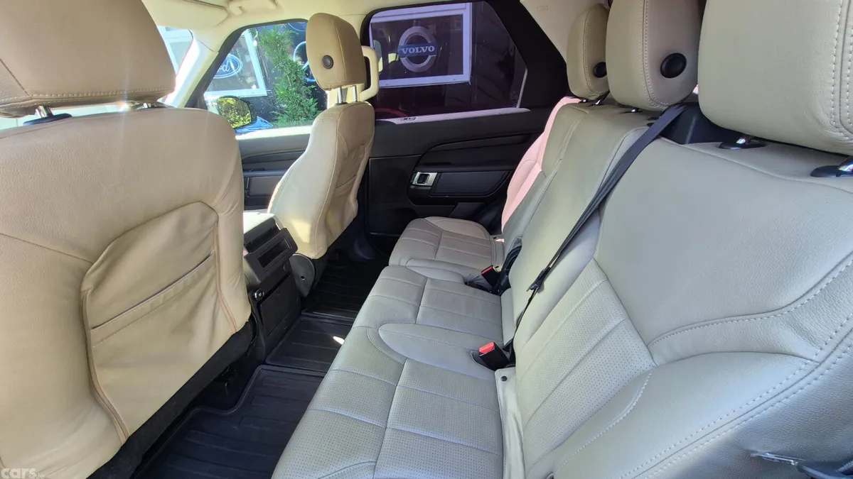 Land Rover Discovery SUV, Diesel, 2018, Black