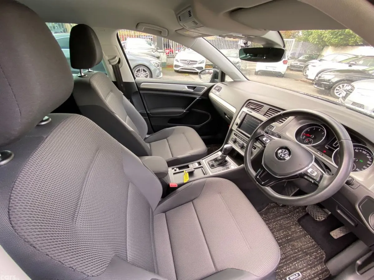 Volkswagen Golf Hatchback, Petrol, 2017, Black