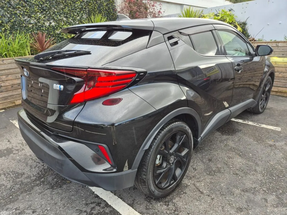 Toyota C-HR SUV, Petrol Hybrid, 2023, Black