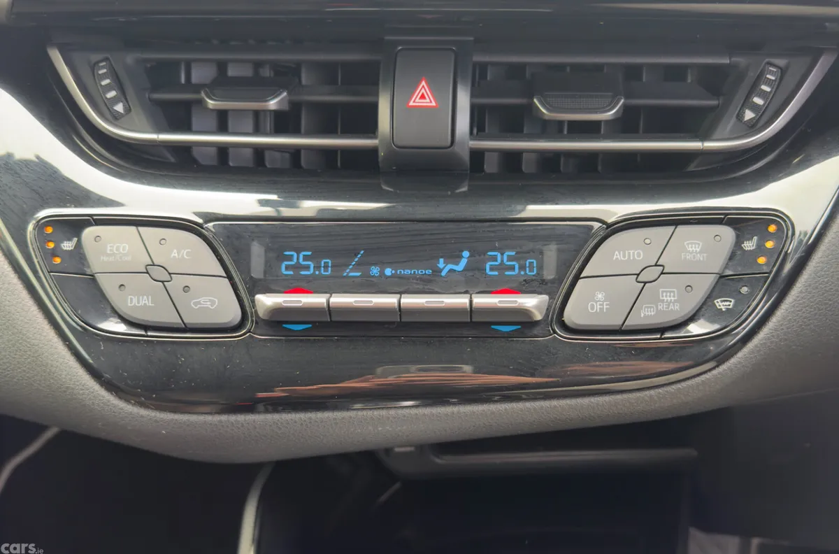 Toyota C-HR SUV, Petrol Hybrid, 2018, Silver