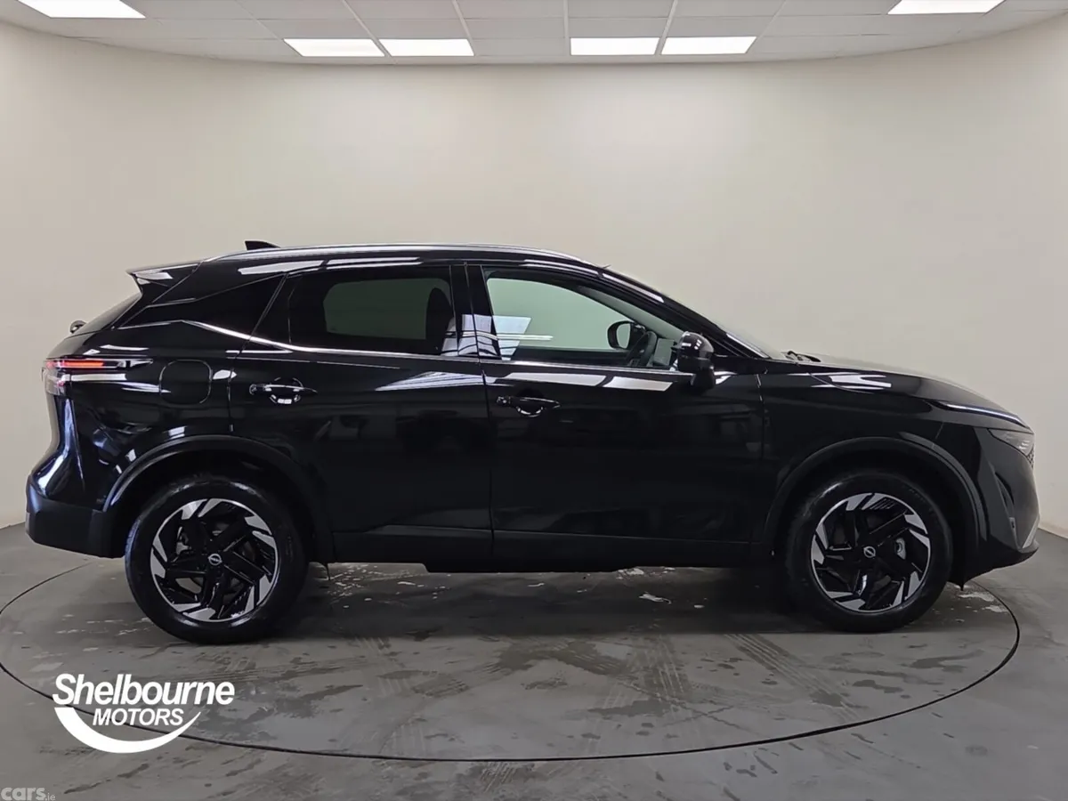 Nissan Qashqai Hatchback, Petrol, 2026, Black