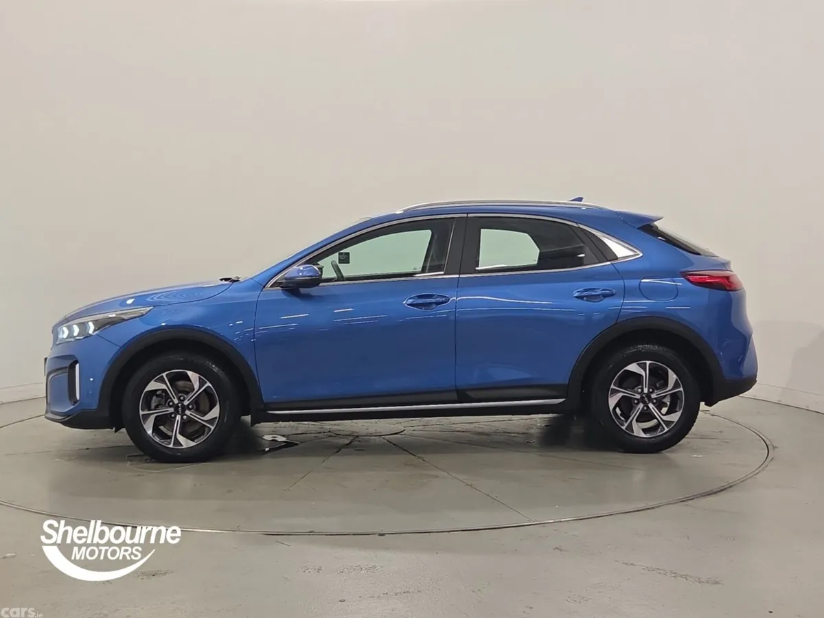 Kia XCeed Hatchback, Petrol, 2025, Blue