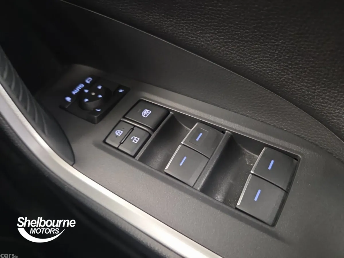 Toyota RAV4 SUV, Petrol Hybrid, 2025, Blue
