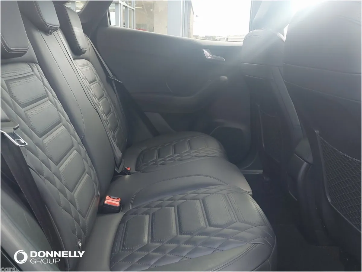 Ford Puma Hatchback, Petrol, 2022, Black