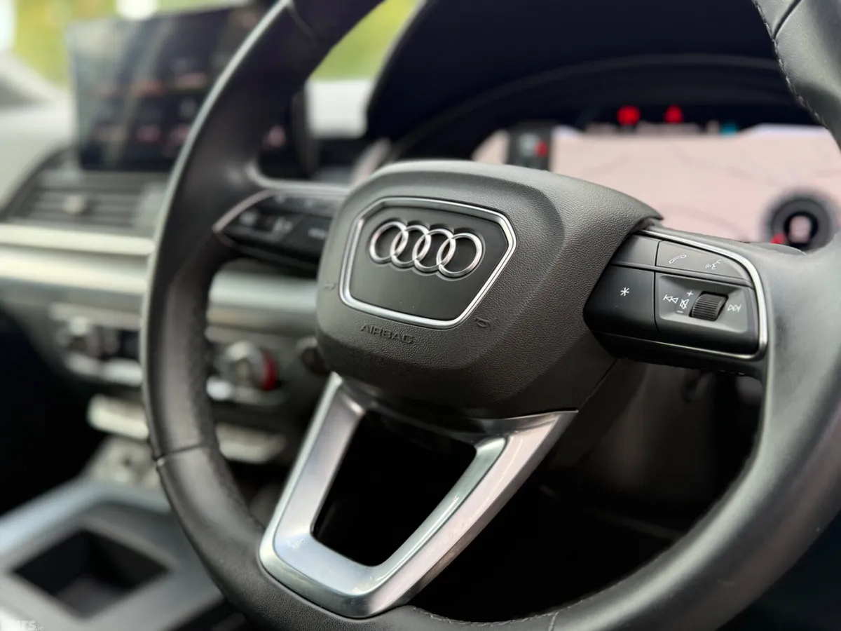 Audi Q5 SUV, Diesel, 2022, Black