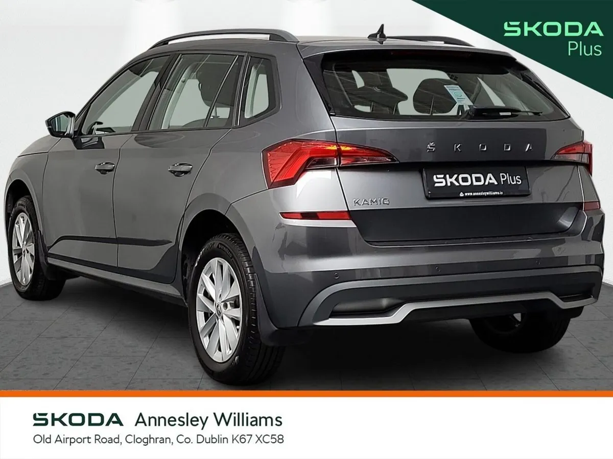Skoda Kamiq Hatchback, Petrol, 2023, Grey