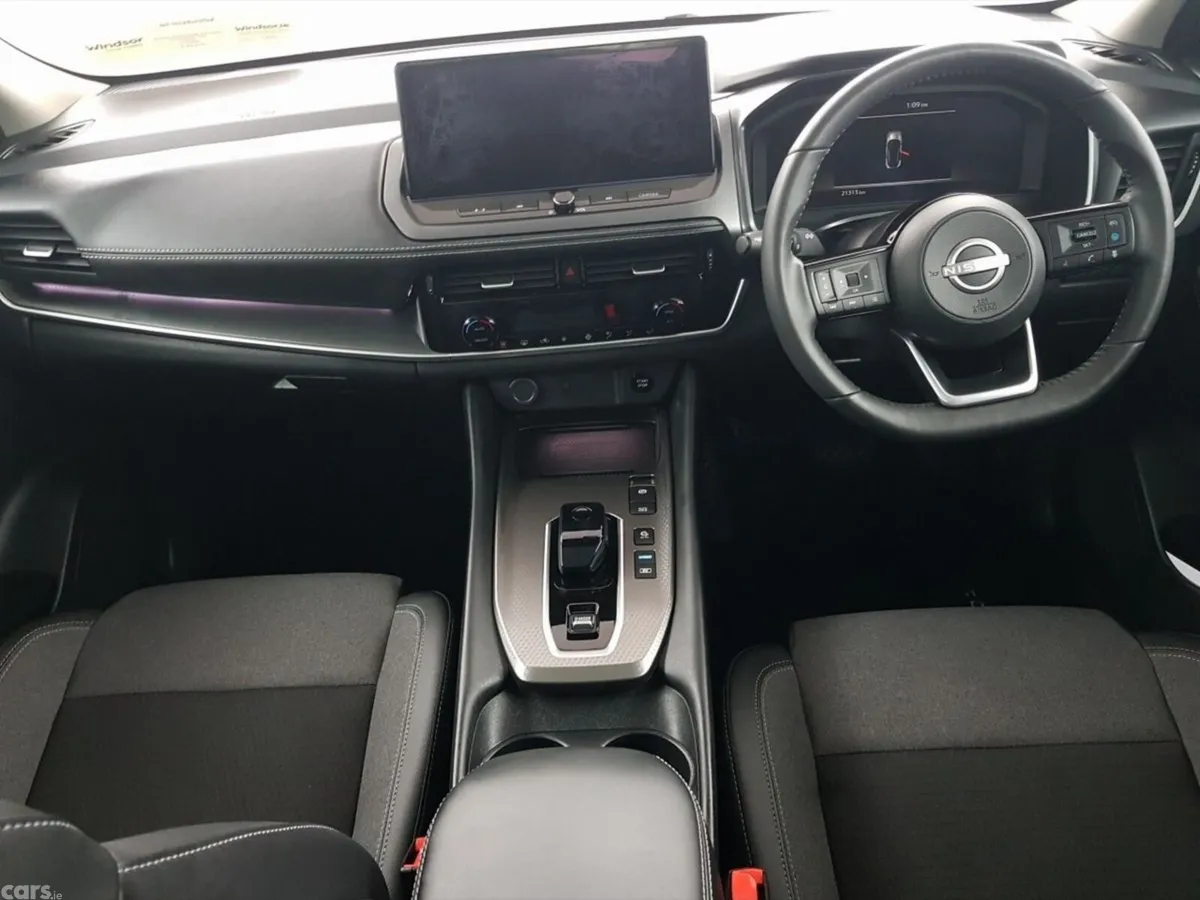 Nissan Qashqai MPV, Petrol Hybrid, 2026, Red