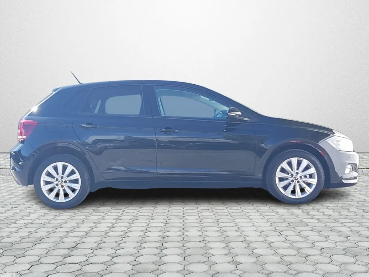 Volkswagen Polo Hatchback, Petrol, 2021, Black