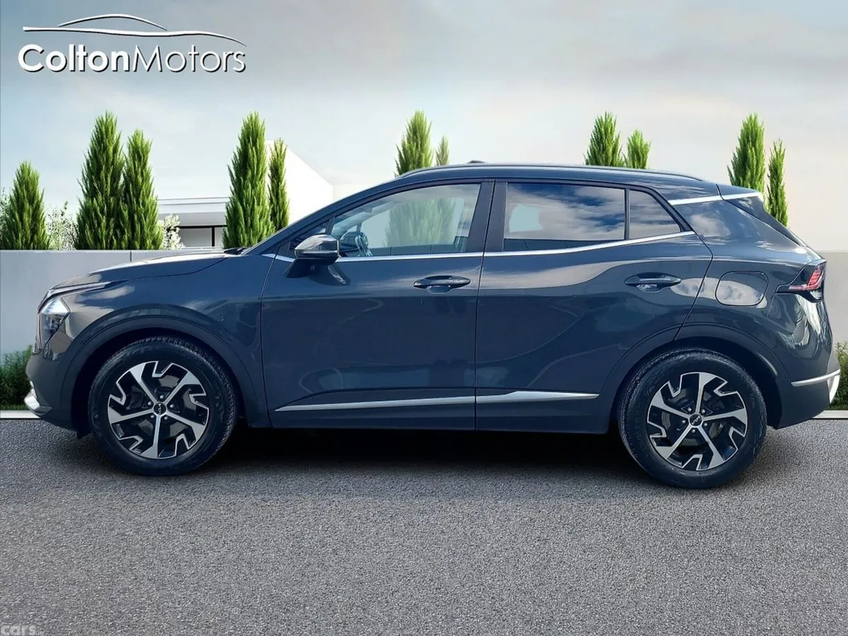 Kia Sportage SUV, Diesel Hybrid, 2023, Grey