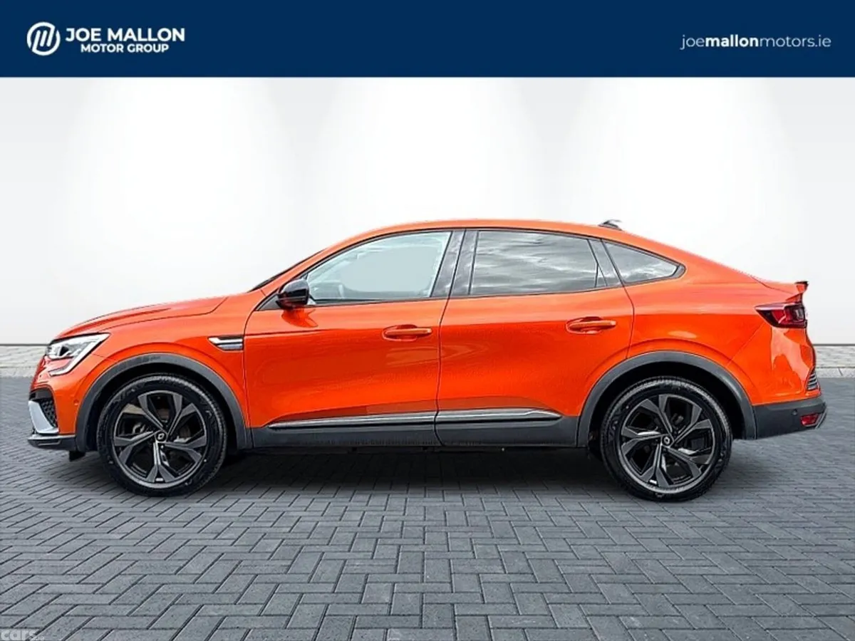Renault Arkana Hatchback, Petrol, 2023, Orange
