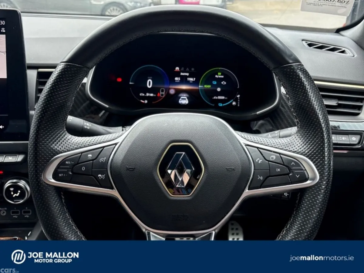 Renault Arkana Hatchback, Petrol, 2023, Orange